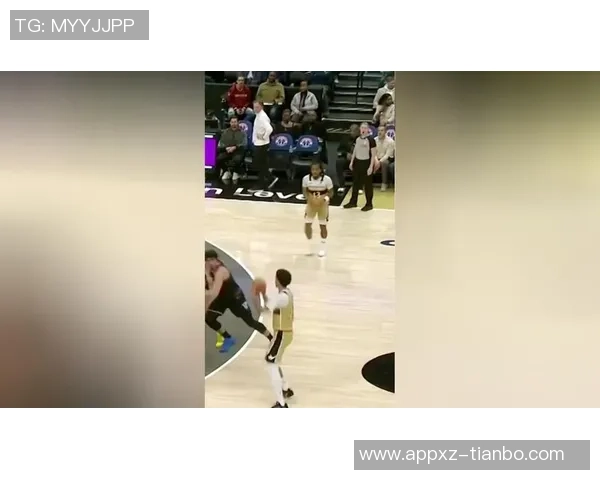 哈克斯盛赞韦尔潜力无限称全队共同鞭策助其成长 哈克斯盛赞韦尔潜力无限称全队共同鞭策助其成长